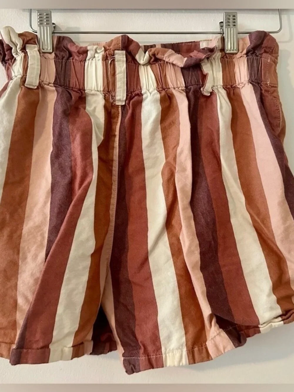Shorts in Rainbow Stripe Size 00​​​​​​​